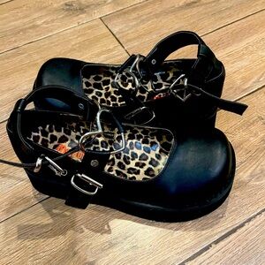 DEMONIAS -SPRITE-02- size 8 US women’s